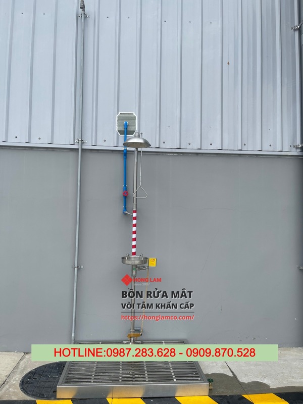 Bồn rửa mắt và tắm khẩn cấp EW607