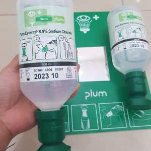 Chai rửa mắt khẩn cấp Plum 4604