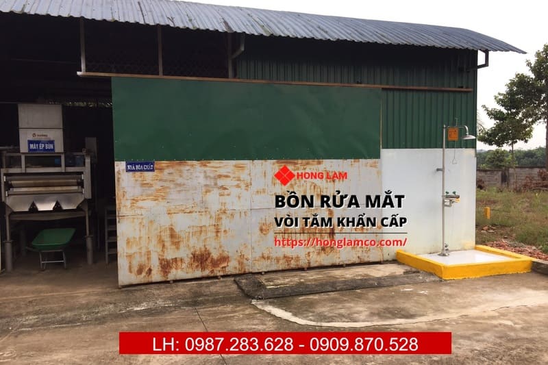 Bồn rửa mắt và tắm khẩn cấp UK304A